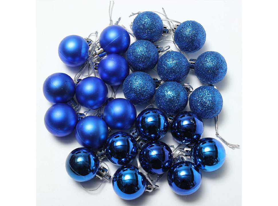Синие шары на елку. Синие елочные шары. Новогодние украшения синие. Елочные украшения шары синие.
